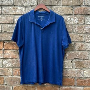 Banana Republic classic fit pique polo. Size L, blue.